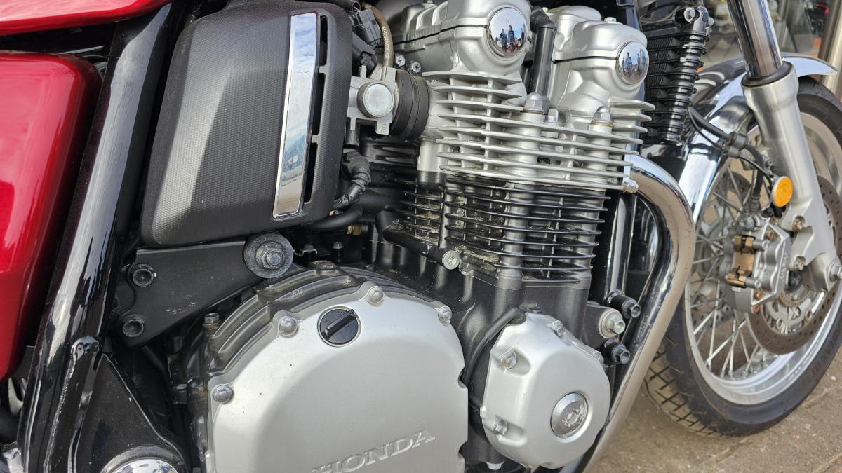 
								Honda CB 1100 CA-H full									