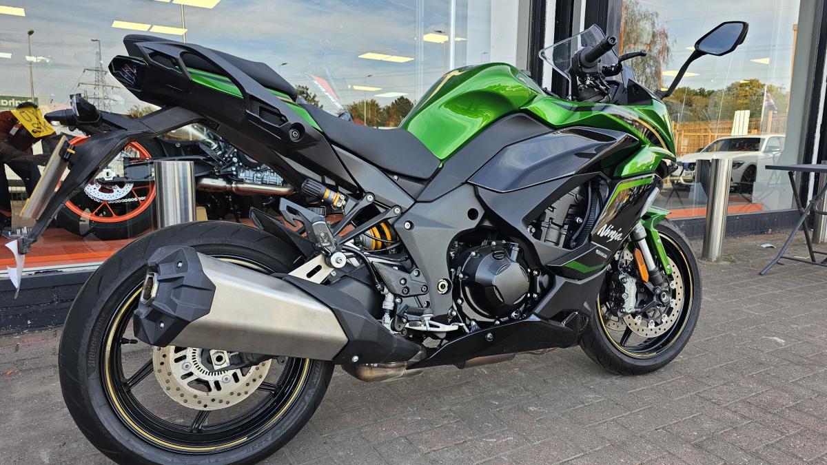 Kawasaki ZX 1100 JSFAN