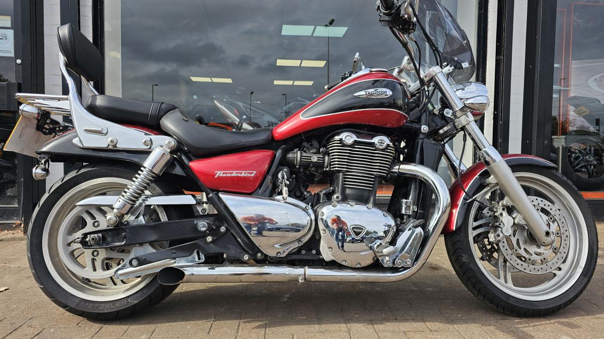 TRIUMPH THUNDERBIRD 1600