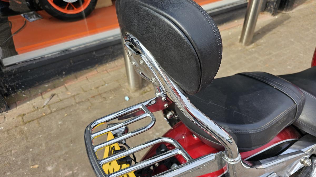 
								TRIUMPH THUNDERBIRD 1600 full									