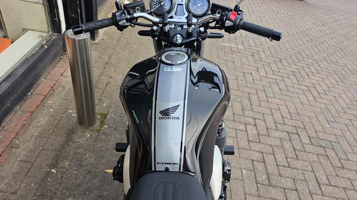 
								Honda CB 1100 NA-K full									