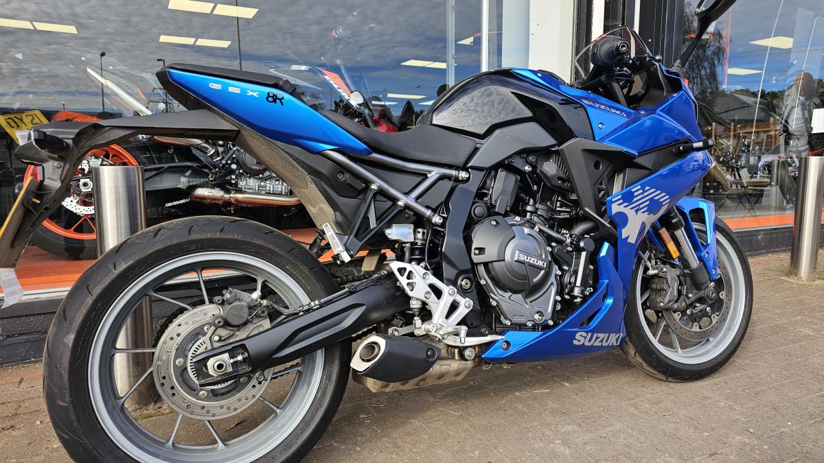 Suzuki GSX 800 FRQM5 GSX-8R
