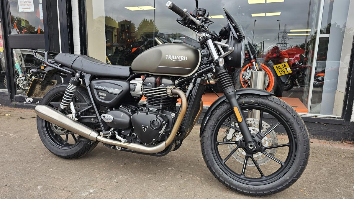 Triumph BONNEVILLE STREET TWIN