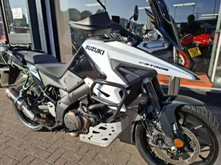 Suzuki DL 1050 RQ M0