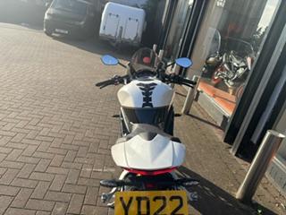 TRIUMPH SPEED TRIPLE 1200 RR
