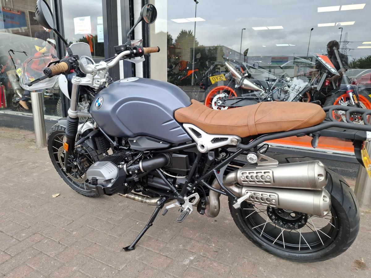 
								Bmw R NINET SCRAMBLER X full									