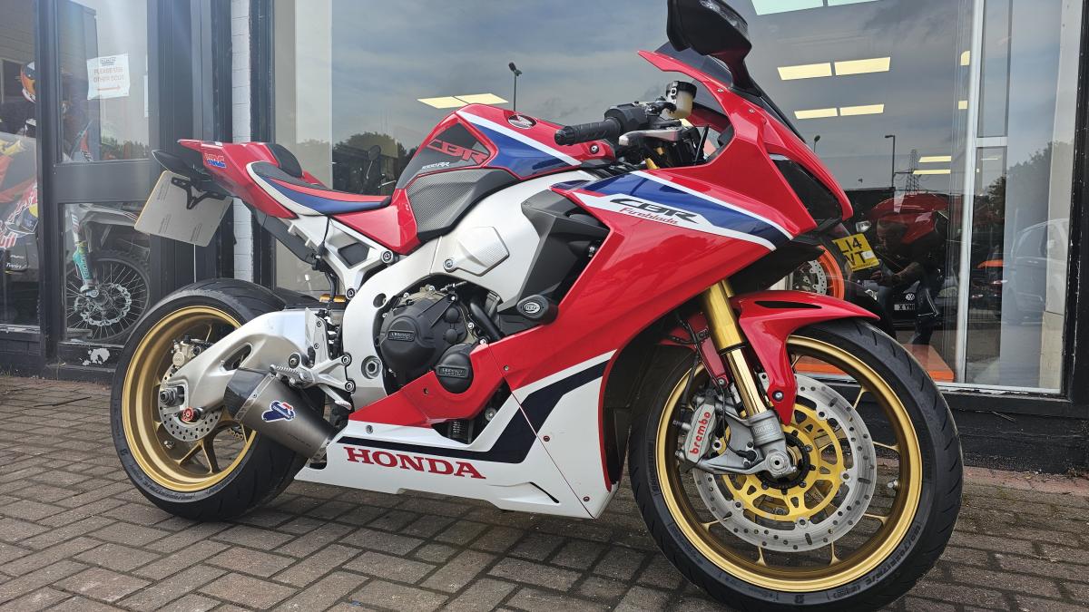 HONDA CBR 1000 S1-J