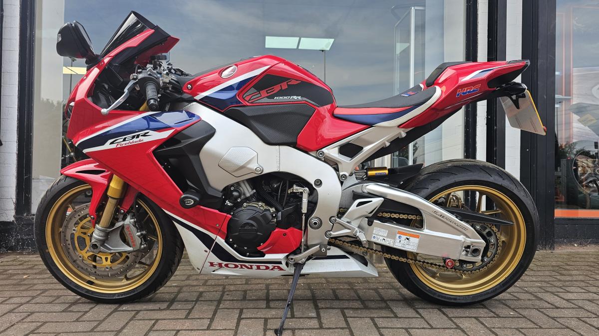 HONDA CBR 1000 S1-J