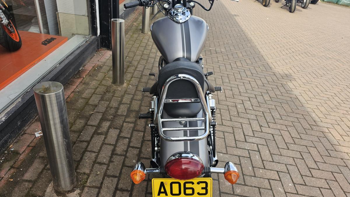 
								TRIUMPH SPEED MASTER 865 full									