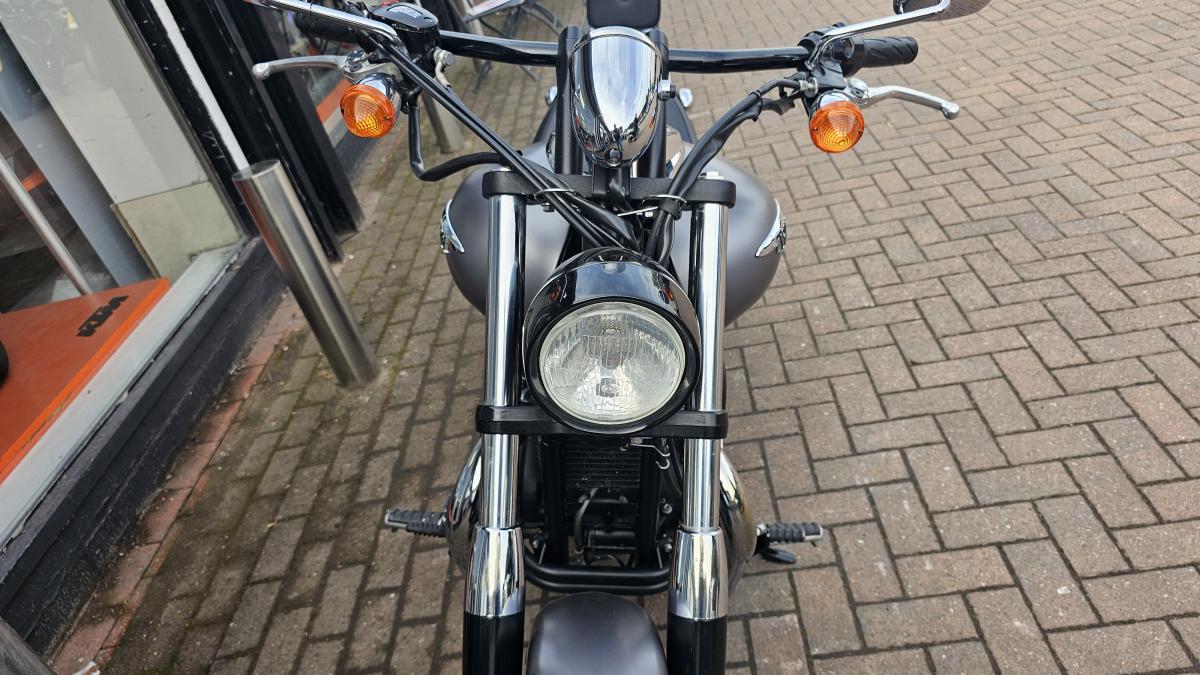 
								TRIUMPH SPEED MASTER 865 full									