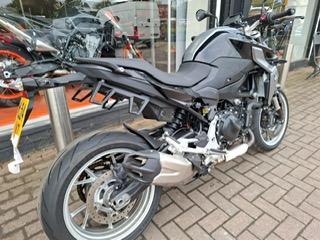 
								Bmw F 900 R full									
