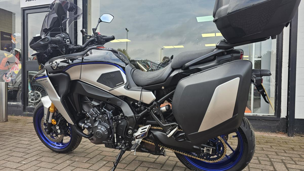 
								Yamaha TRACER 9 GT (MTT 890D) full									