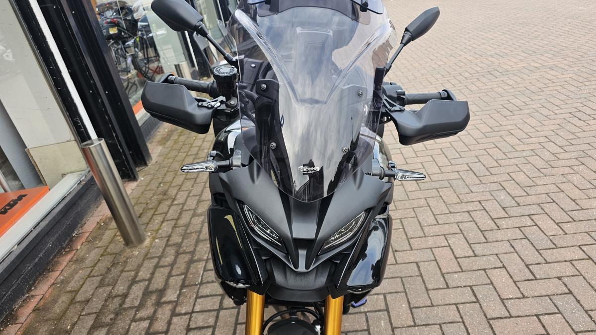 
								Yamaha TRACER 9 GT (MTT 890D) full									