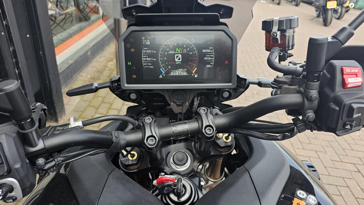 
								Yamaha TRACER 9 GT (MTT 890D) full									