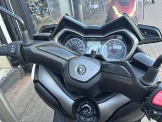 Yamaha X-MAX 300