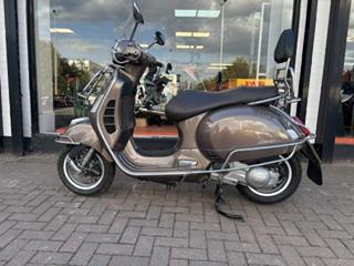 PIAGGIO VESPA GTS 300 TOURING