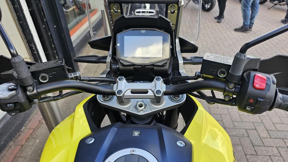 Suzuki DL 1050 RC M0