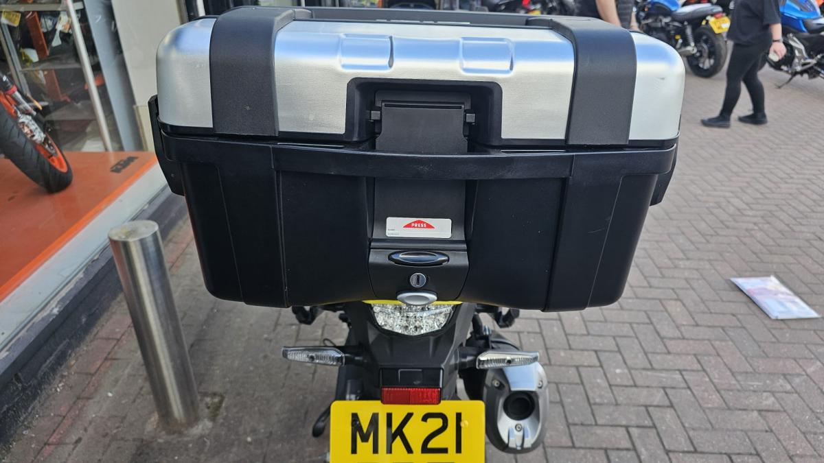 Suzuki DL 1050 RC M0