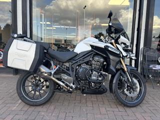 
								TRIUMPH TIGER EXPLORER 1215 full									