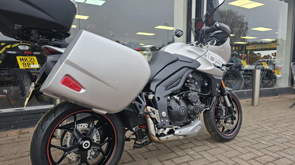 TRIUMPH TIGER SPORT 1050