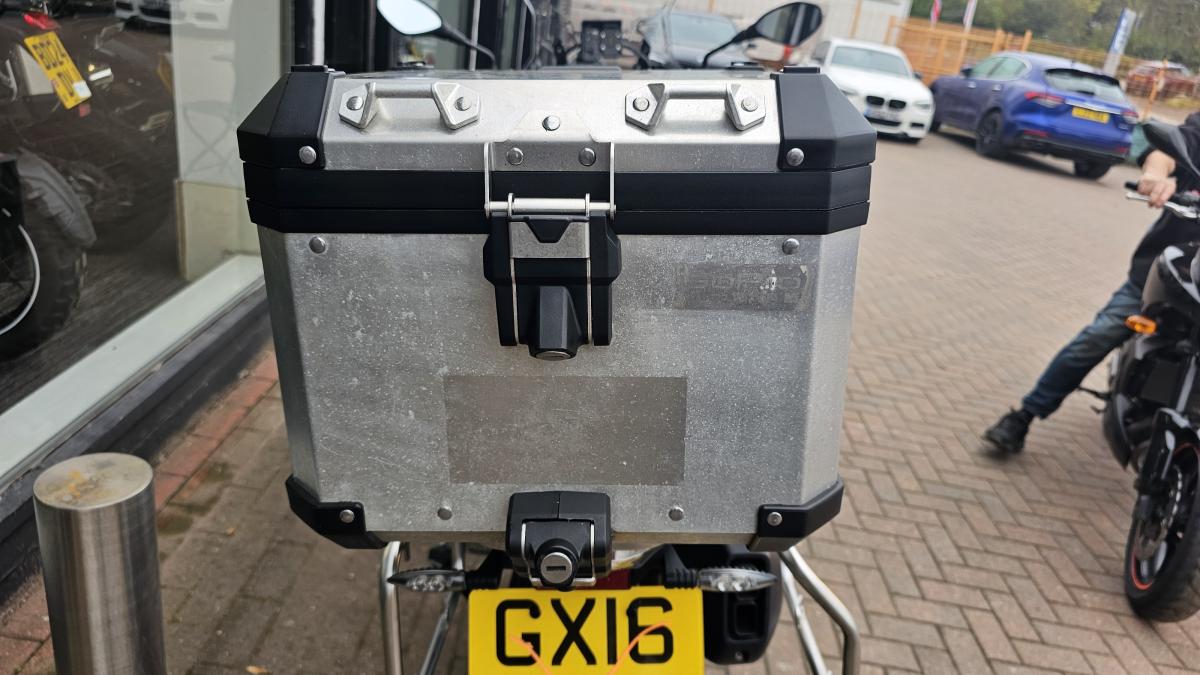 
								BMW R 1200 GS ADVENTURE full									