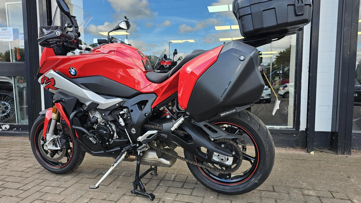
								BMW S 1000 XR TE full									