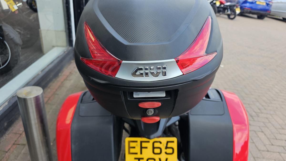 
								HONDA VFR 800 F-E full									
