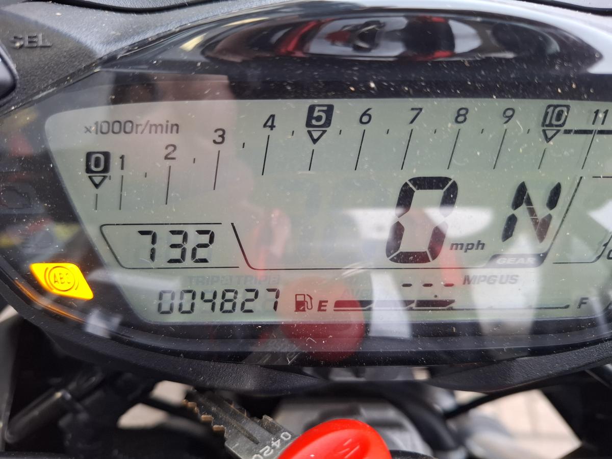 
								SUZUKI SV 650 AM2 full									