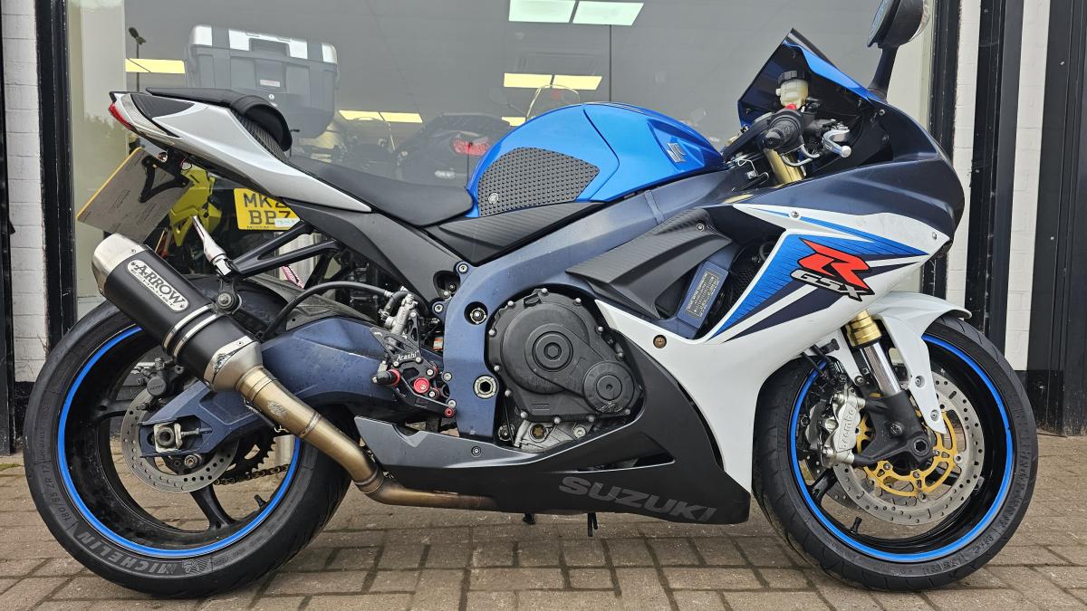 SUZUKI GSXR 750 L1