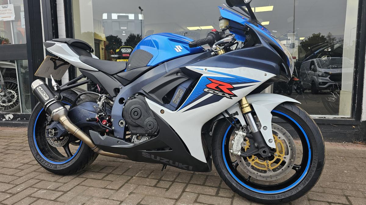 SUZUKI GSXR 750 L1