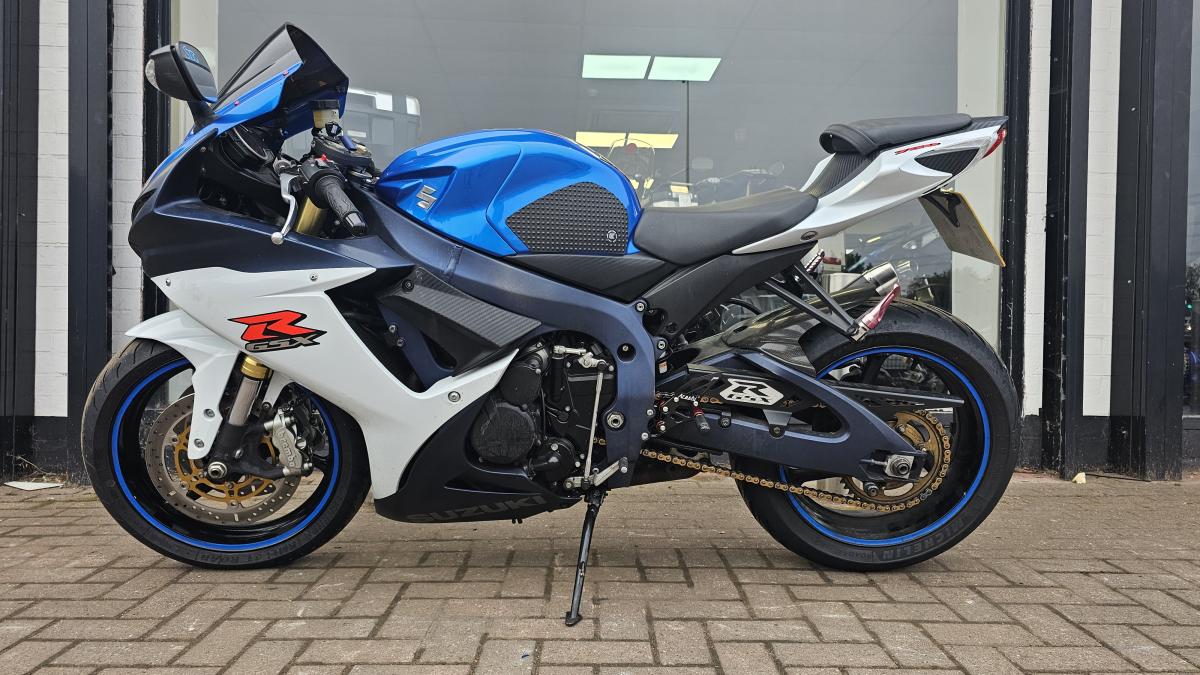 SUZUKI GSXR 750 L1