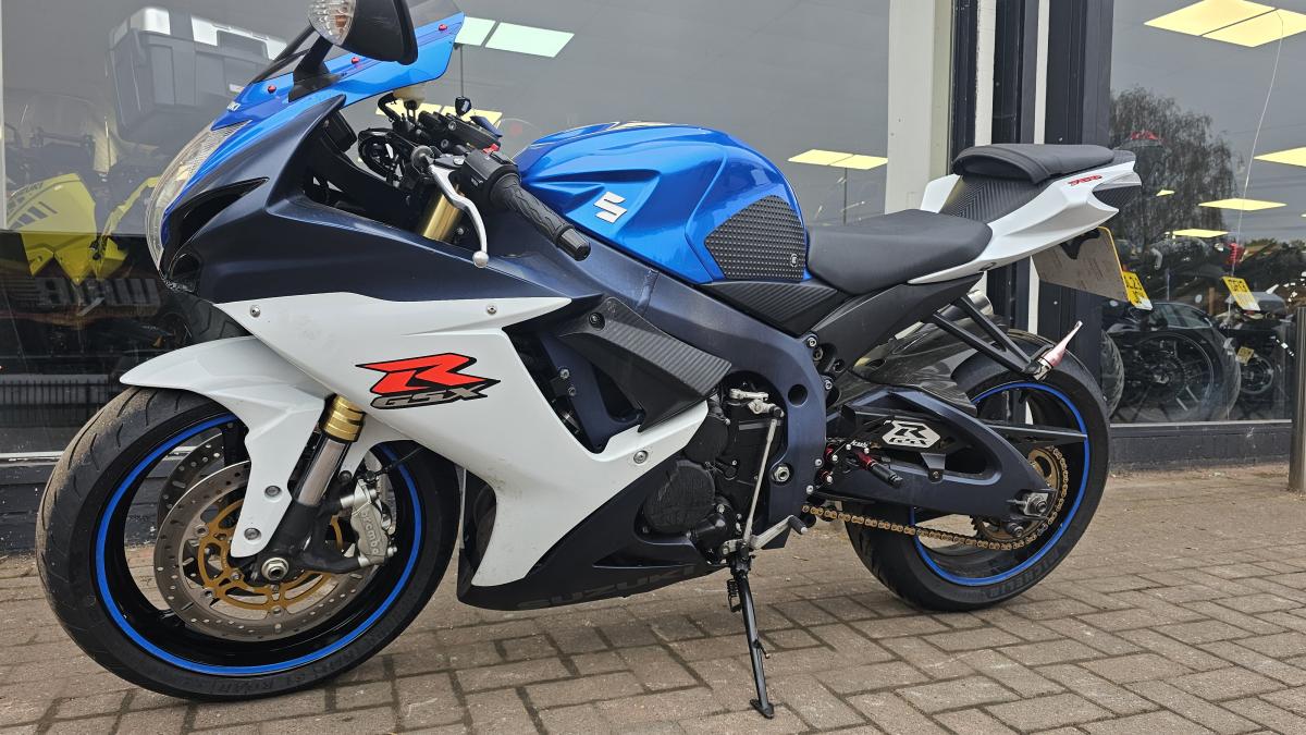 SUZUKI GSXR 750 L1