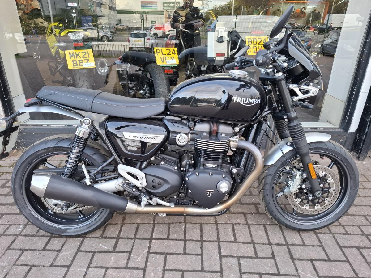 Triumph SPEED TWIN