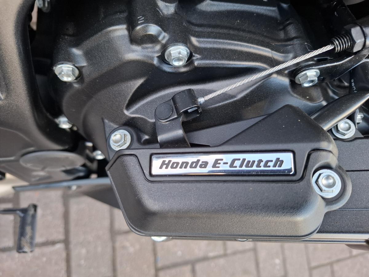 
								Honda CBR 650 RAC-R full									