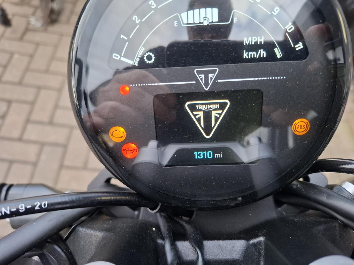 
								TRIUMPH TRIDENT full									