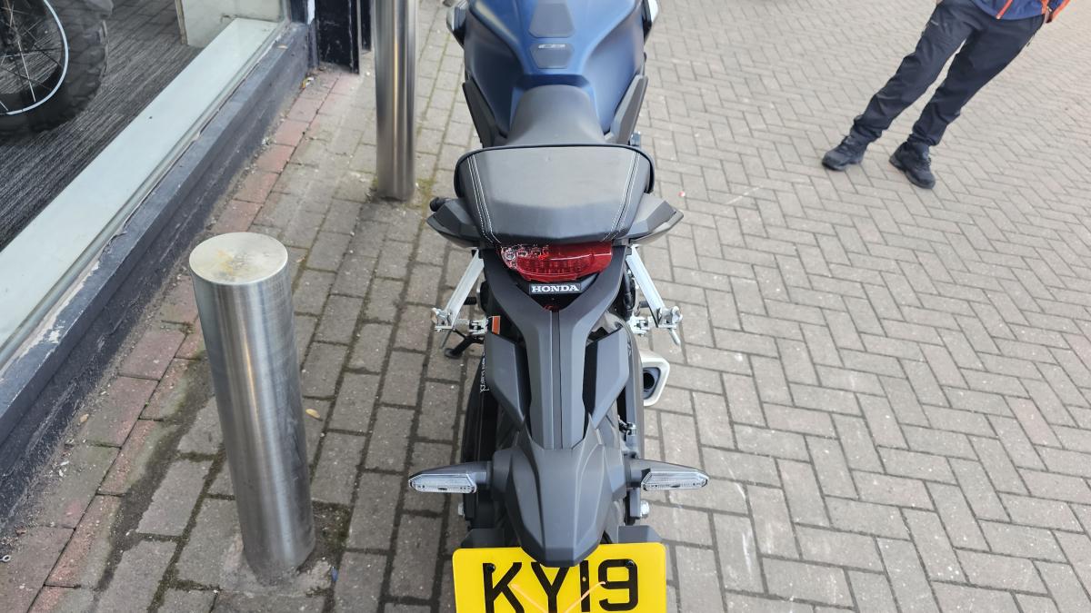 
								HONDA CB 650 RA-K full									