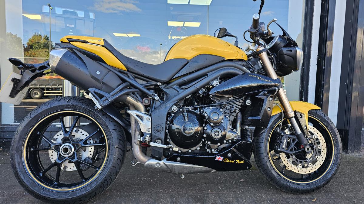 TRIUMPH SPEED TRIPLE 94