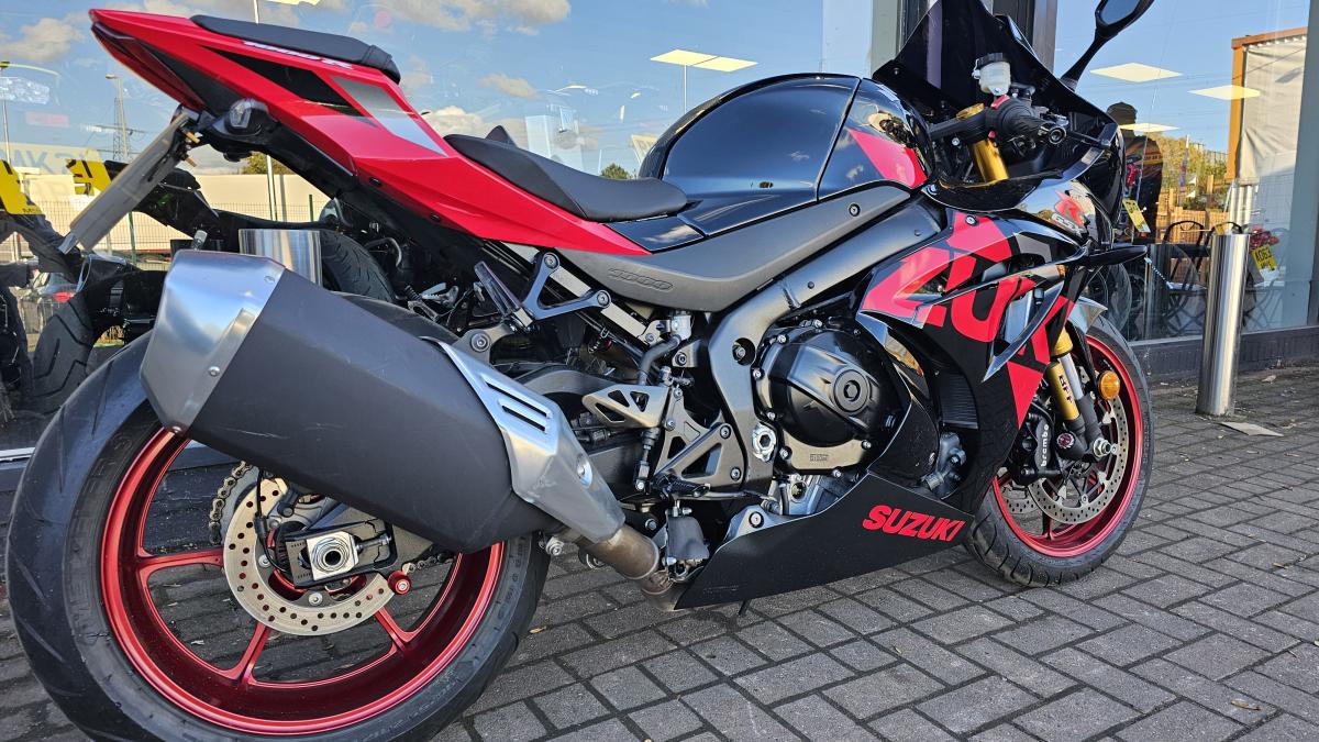 SUZUKI GSXR 1000 RAL9