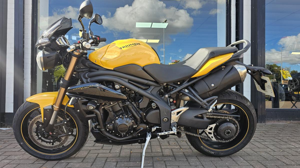 TRIUMPH SPEED TRIPLE 94